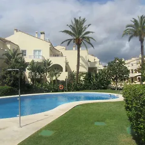 In El Paraiso - Near Puerto Banus Estepona