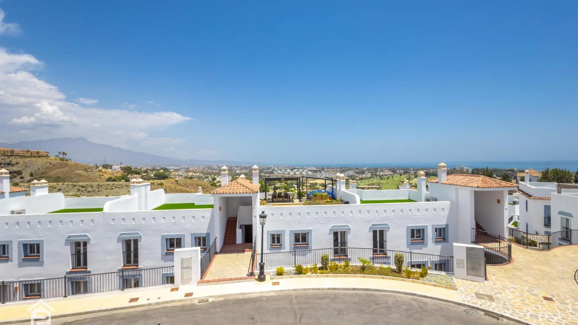 Paraiso Top - Best Sea-Views, 3 Bedrooms, 7 Pools Estepona